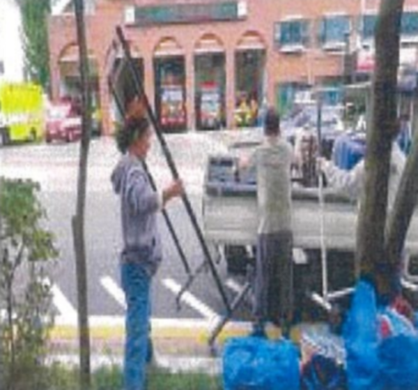  푸른내일을 여는 여성들(녹색가게) 알뜰장터 운영지원 
